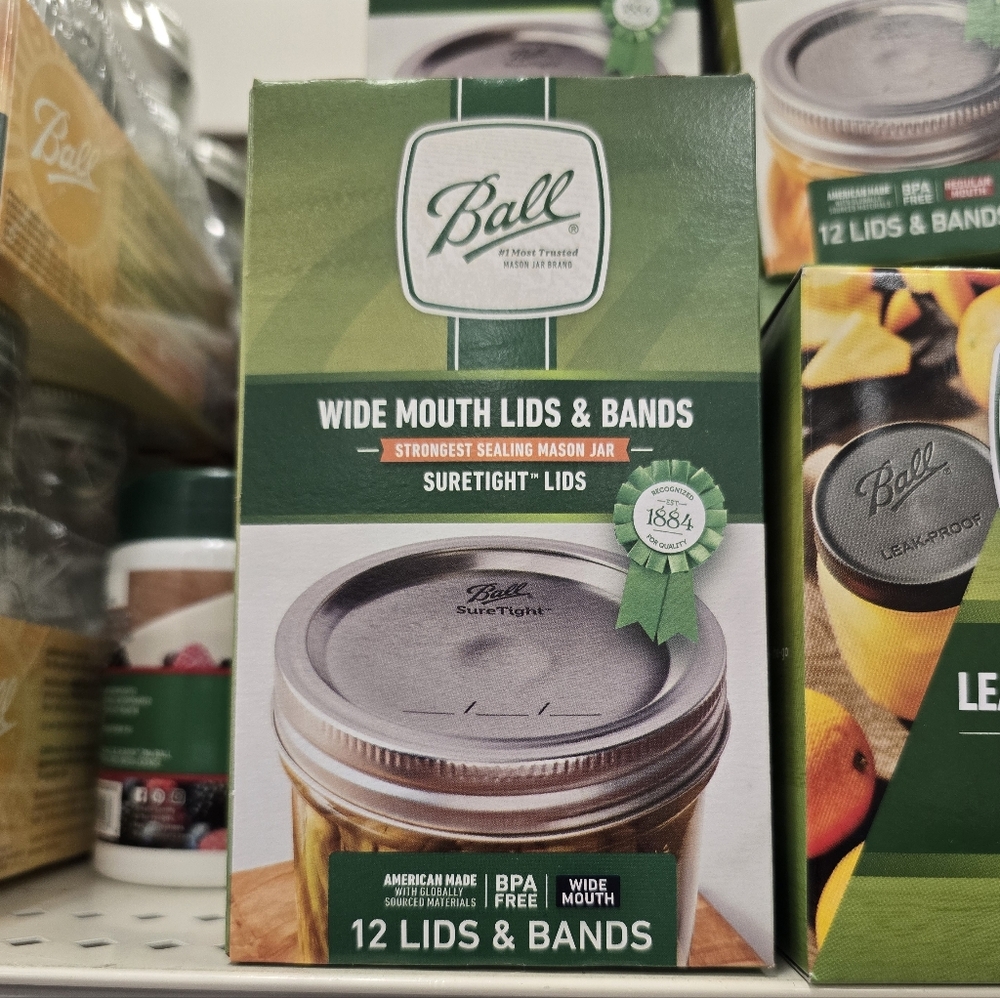 8/5 Ball Wide Mouth Lids & Bands (No Box)